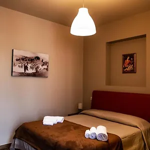 https://il-carro-comfortable-rooms.sicilyhotelsitaly.net
